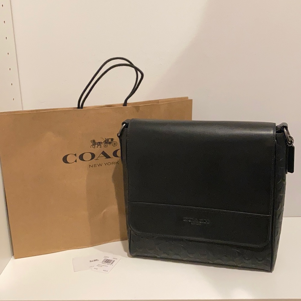 COACH Houston Map Bag in black signature leather